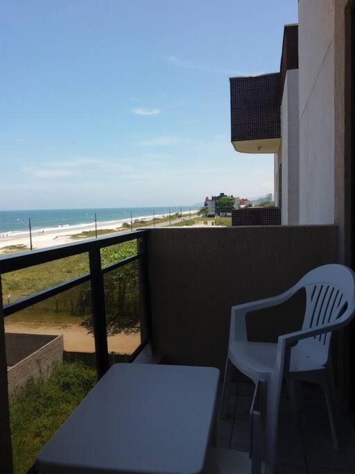 Ensolarado Apto Com Vista Para O Mar Matinhos Exterior foto